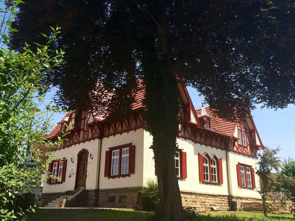 Gaestehaus "Unsere Stadtvilla" Хехинген Екстериор снимка