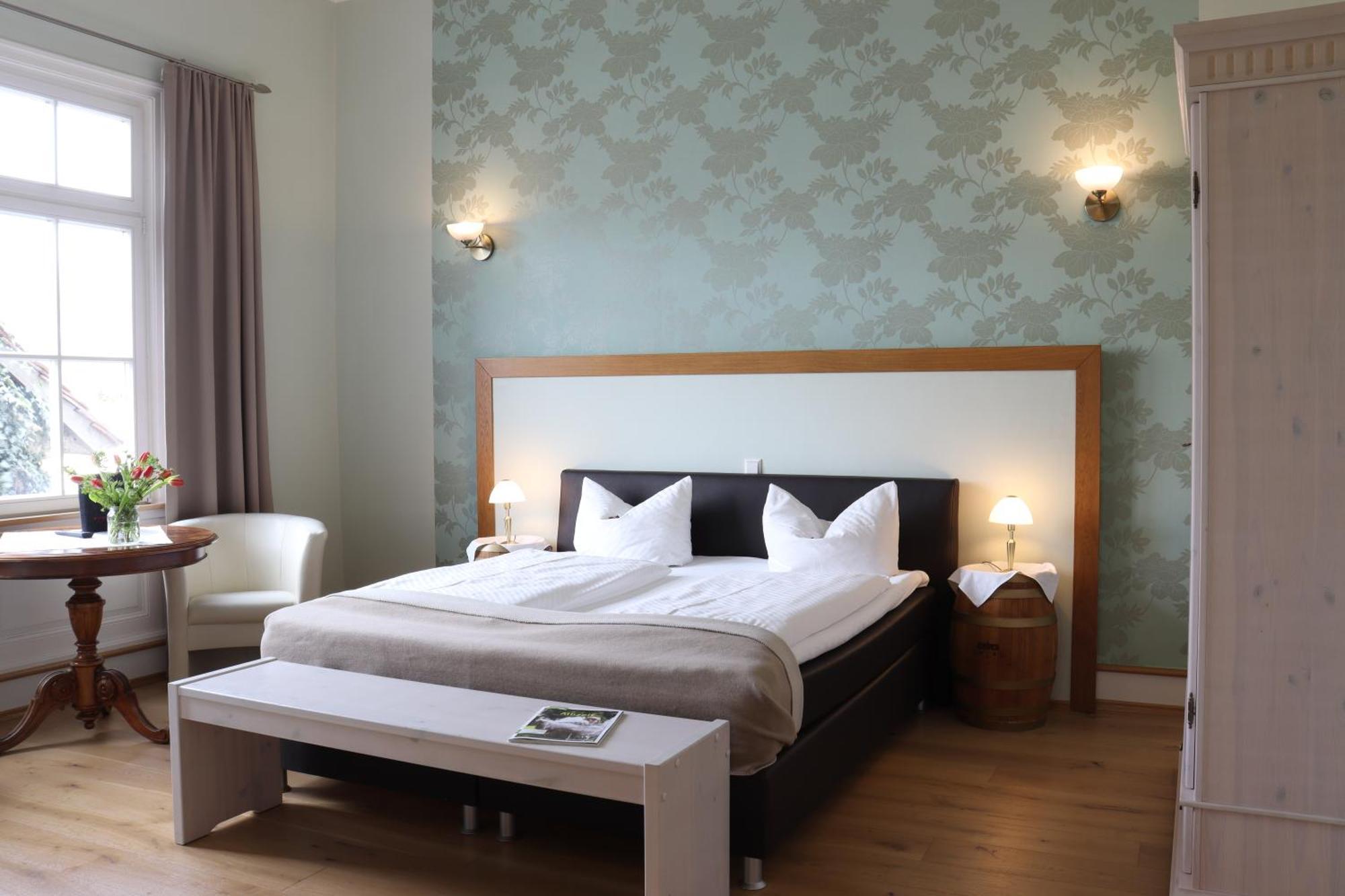 Gaestehaus "Unsere Stadtvilla" Хехинген Екстериор снимка